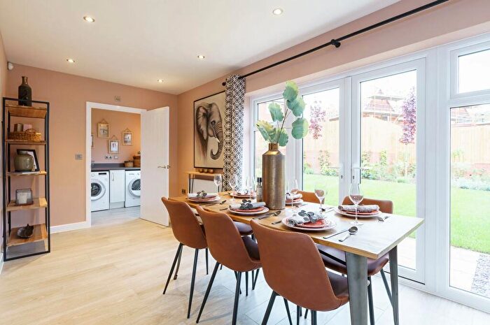 4 Bedroom Detached House For Sale In Glen Road, Oadby, Leicester, LE2
