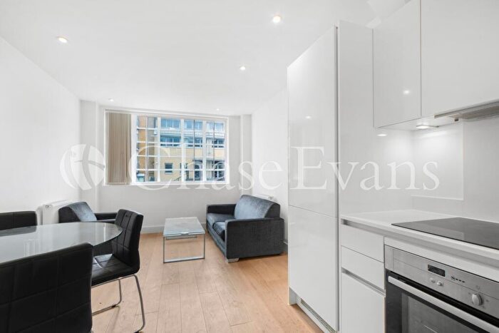 1 Bedroom Flat To Rent In Clyde Square, Poplar, London, E14