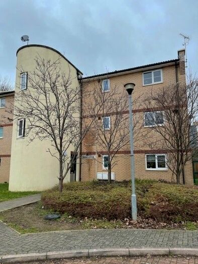 2 Bedroom Flat To Rent In Monica House, Lambkin Mews, Walthamstow, London, E17