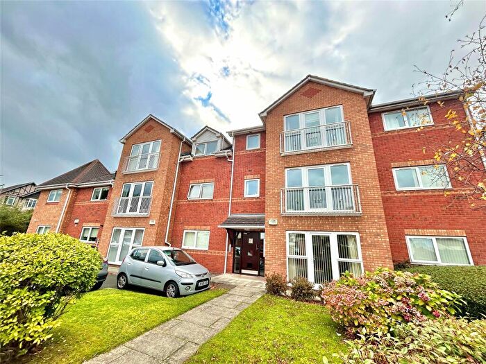 2 Bedroom Flat For Sale In Storeton Road, Birkenhead, CH42