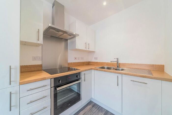 1 Bedroom Flat To Rent In Queen Street, City Centre, Sheffield, S1