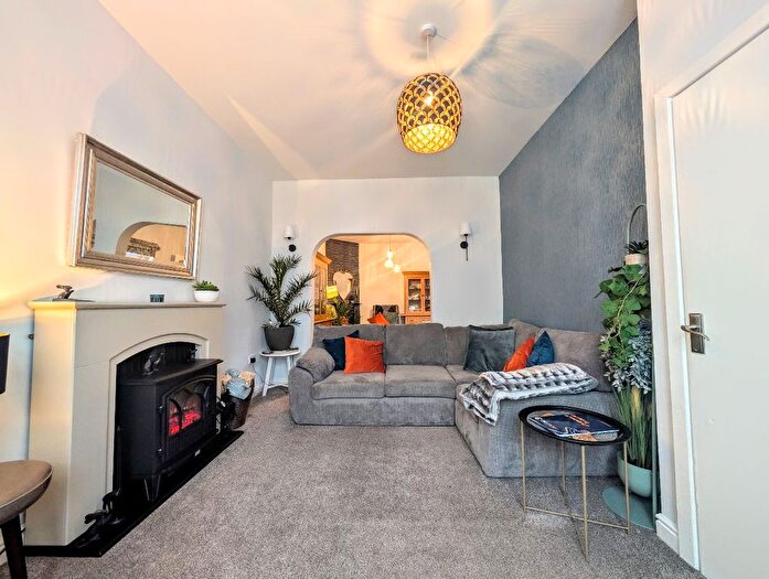 3 Bedroom Terraced House For Sale In Westminster Street, Farnworth, Bolton, BL4