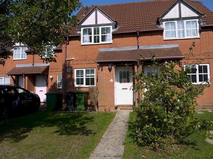 2 Bedroom Property To Rent In Lapwing Close, Bradley Stoke, Bristol, BS32