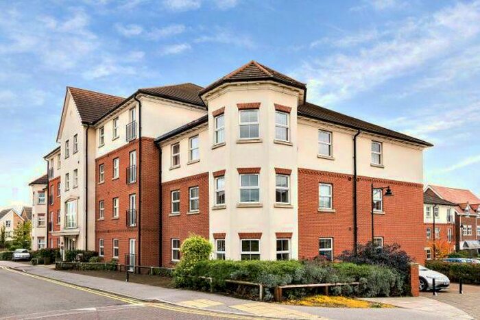 2 Bedroom Flat To Rent In Olsen Rise, Lincoln, LN2