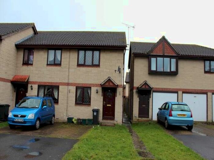 2 Bedroom Property To Rent In Townshend Road, North Worle, Weston-Super-Mare, BS22