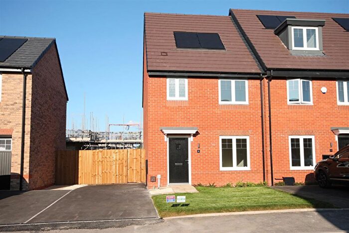 3 Bedroom Semi-Detached House To Rent In Anderton Drive, Sutton, St Helen's, WA9