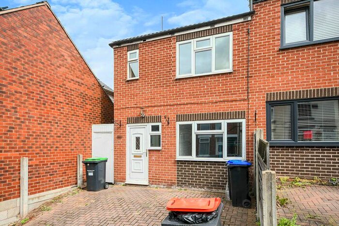 3 Bedroom Semi-Detached House To Rent In Fishers Street, Kirkby-In-Ashfield, Nottingham, Nottinghamshire, NG17