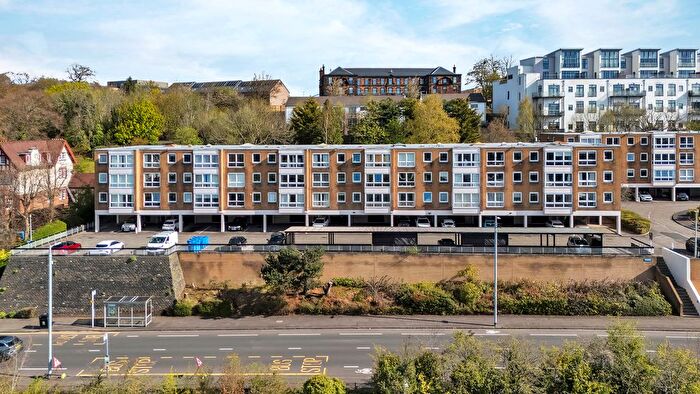 1 Bedroom Flat For Sale In Southbrae Drive, Jordanhill, G13