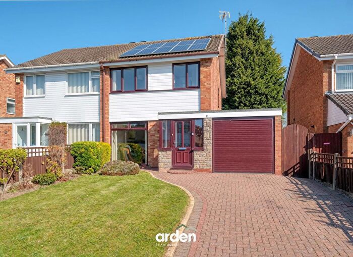 3 Bedroom Semi-Detached House For Sale In Hargrave Road, Shirley, B90