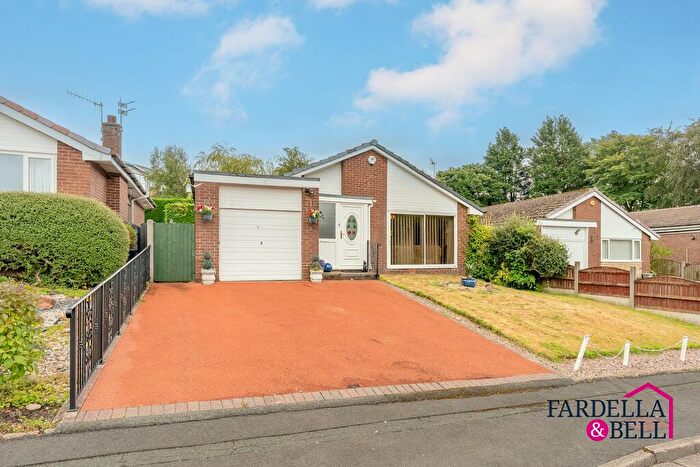 3 Bedroom Detached Bungalow For Sale In Martin Fields, Burnley, BB10