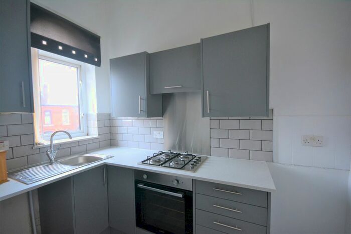 1 Bedroom Flat To Rent In 118 Droylsden Road, Manchester, Greater Manchester M40