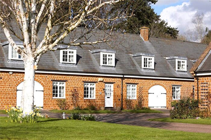 4 Bedroom Mews For Sale In The Courtyard, Ecton, Northamptonshire, NN6