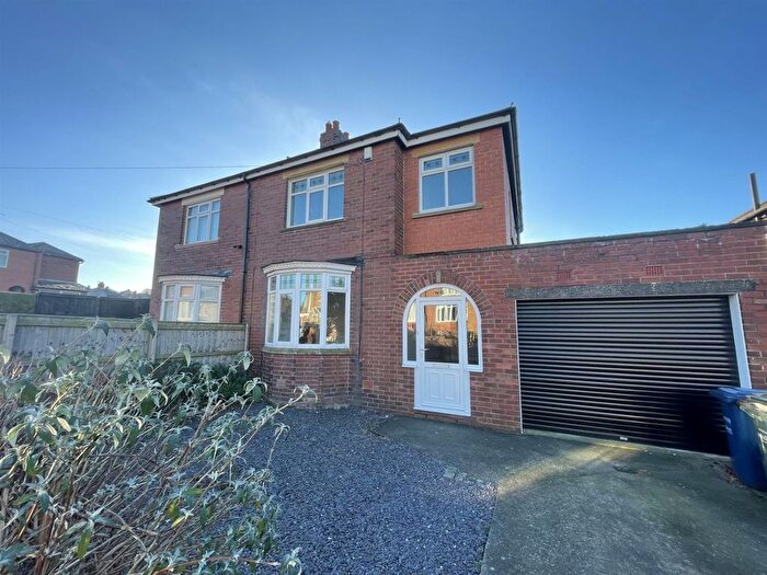 3 Bedroom Semi-Detached House To Rent In Earls Drive, Denton Burn, Newcastle Upon Tyne, NE15