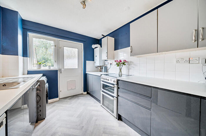 3 Bedroom End Of Terrace House To Rent In Forest End, Waterlooville, Hampshire, PO7