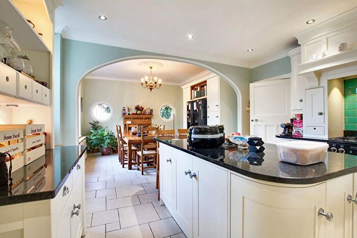 4 Bedroom Detached House For Sale In Hinckley Road, Earl Shilton, LE9