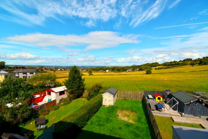 3 Bedroom Semi-Detached House To Rent In High Lane, Hall Bower, Huddersfield, West Yorkshire, HD4