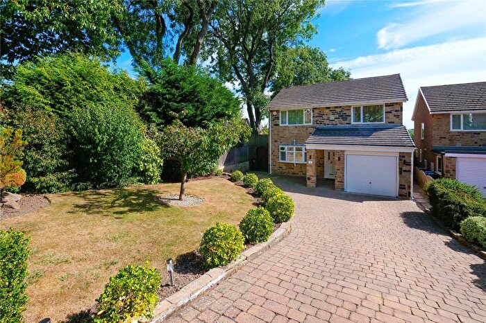 4 Bedroom Detached House For Sale In Glen Rise, Baildon, Shipley, West Yorkshire, BD17