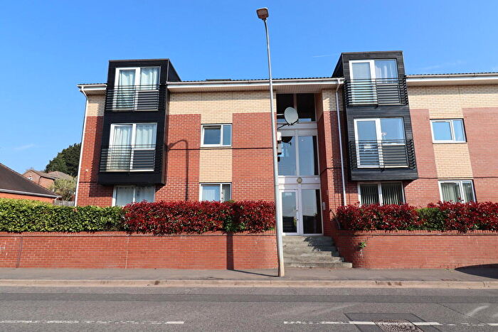 2 Bedroom Flat For Sale In Elevation Court, Lincoln, LN2