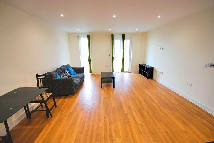 1 Bedroom Flat To Rent In Aylesbury House, Hatton Road, Wembley, Middlesex, HA0