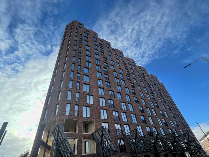 1 Bedroom Apartment To Rent In Spingwell Gardens, Whitehall Road, Leeds, LS12