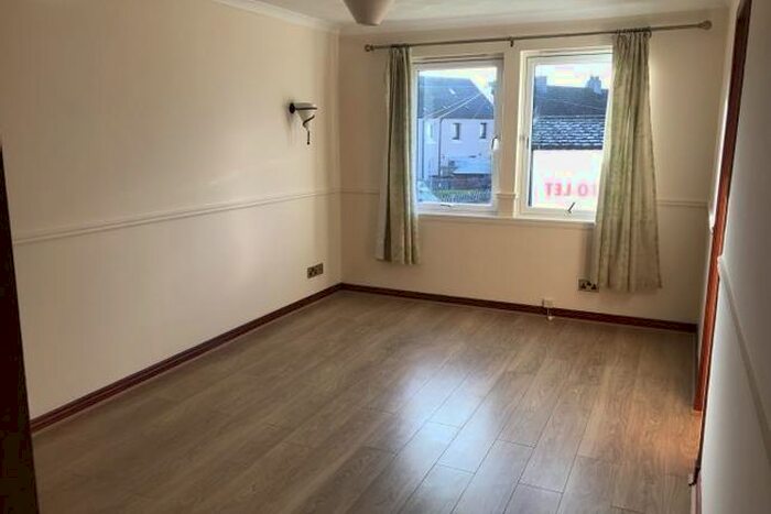 2 Bedroom Flat To Rent In Highburgh Avenue, Lanark, ML11