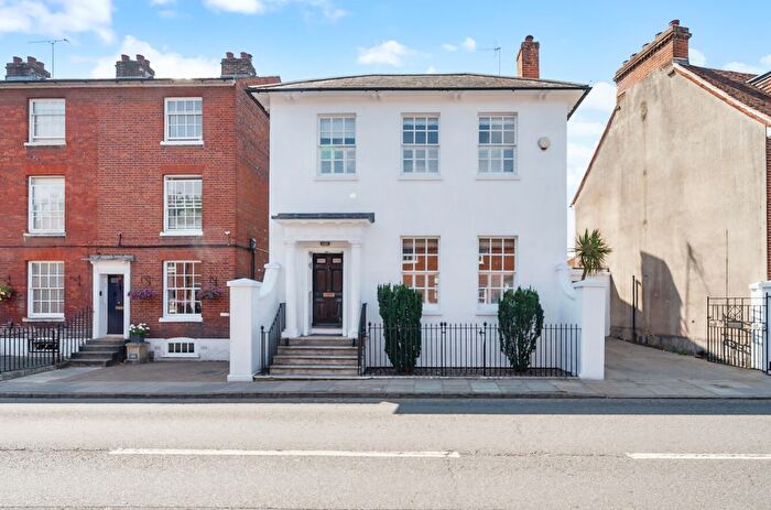 4 Bedroom Detached House For Sale In Palmerston Street, Romsey, SO51