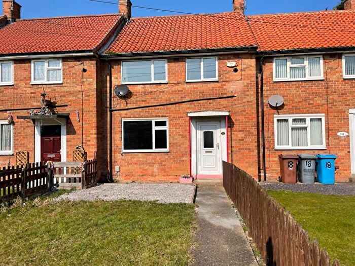 2 Bedroom House To Rent In Stapleford Close, Hull, HU9