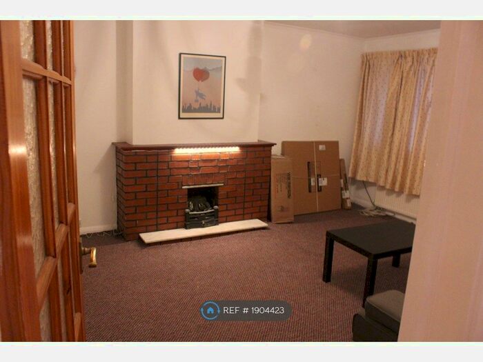 1 Bedroom Flat To Rent In Mill Hill, London, NW7