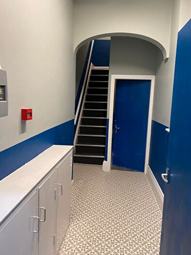 4 Bedroom Semi Detached House For Sale In Kedleston Road, Derby, DE22