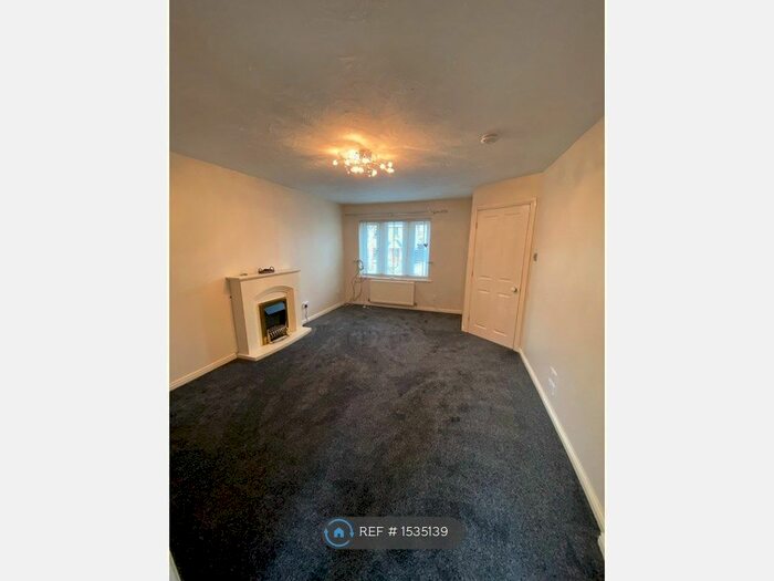3 Bedroom Terraced House To Rent In Berrington Way, West Yorkshire, BD22