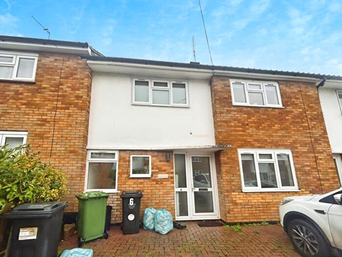 3 Bedroom House To Rent In Ganels Road, Billericay, CM11
