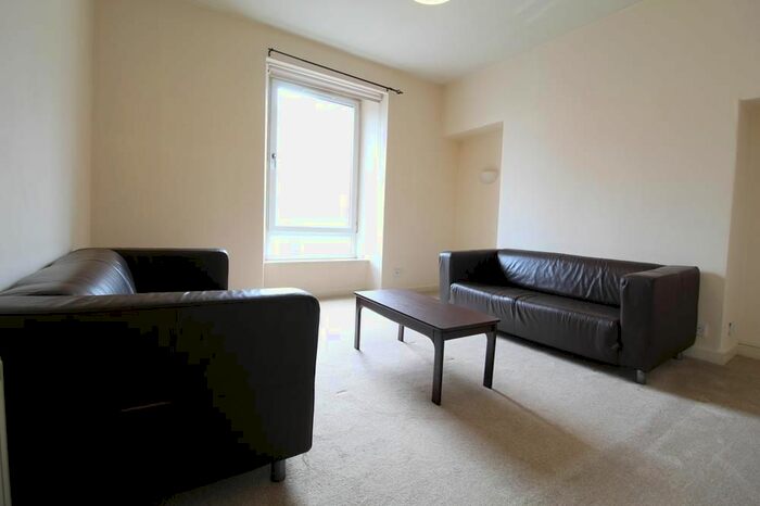 1 Bedroom Flat To Rent In Menzies Road, Nd Right, AB11
