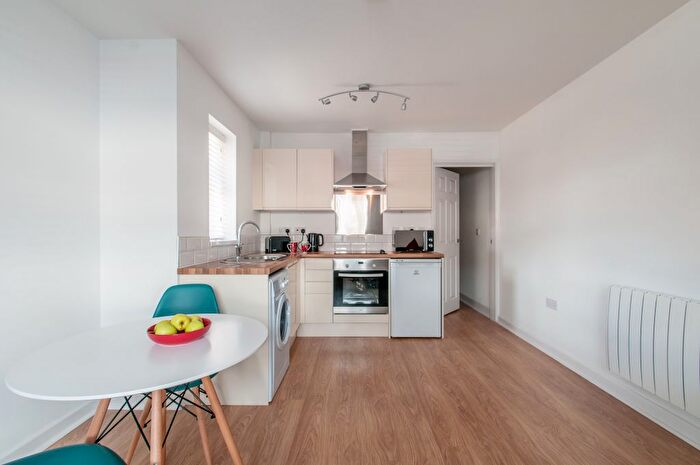 1 Bedroom Flat To Rent In Link House A Heathfield Avenue, Crewe, CW1