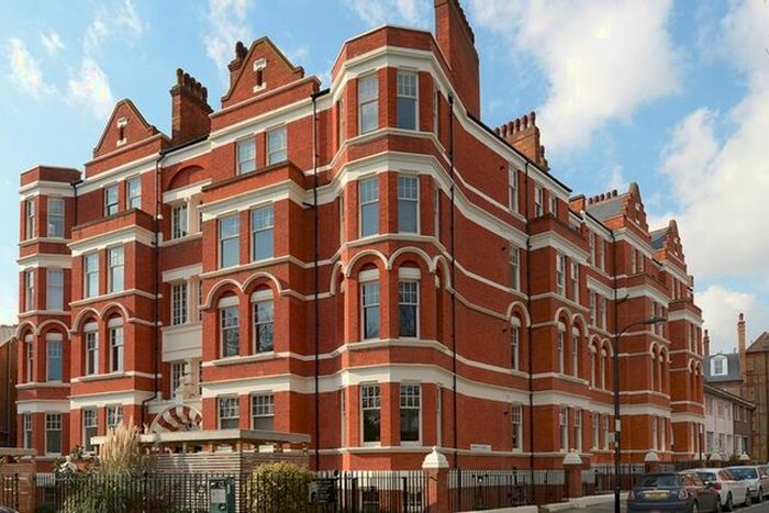 2 Bedroom Flat To Rent In King Street, London, W6