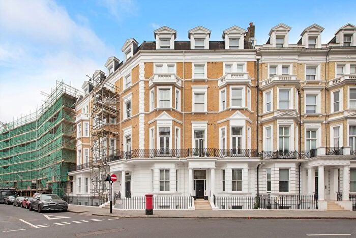 Studio To Rent In Knaresborough Place, Earls Court, SW5