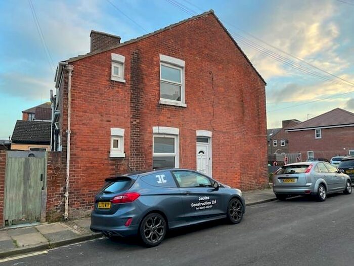 3 Bedroom End Of Terrace House To Rent In Camden Street, Gosport, PO12