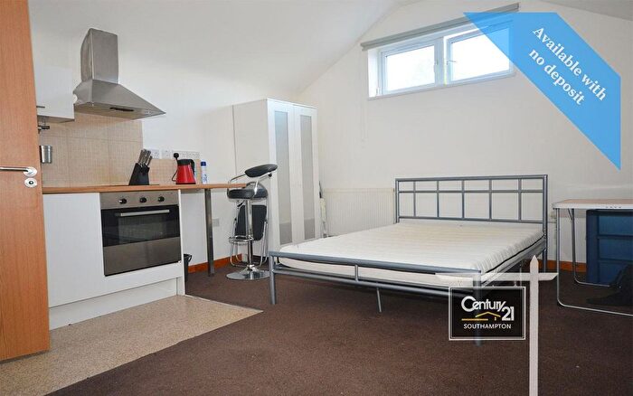 Studio To Rent In |Ref: |, Cedar Road, Southampton, SO14