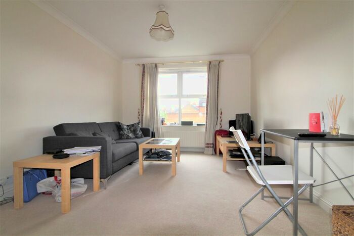 1 Bedroom Flat To Rent In Kingston Road, London, SW19