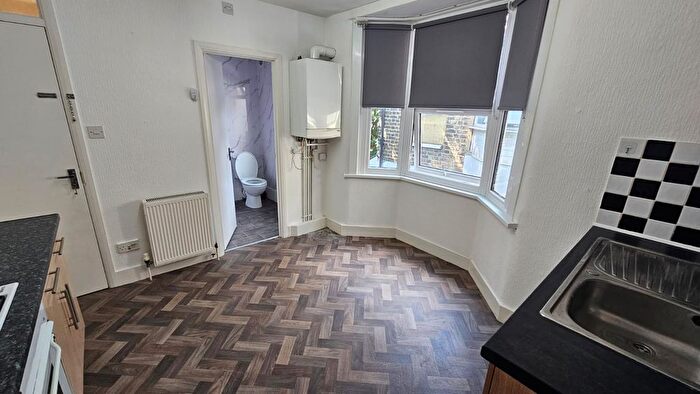 1 Bedroom Flat To Rent In Spencer Road, London, E6