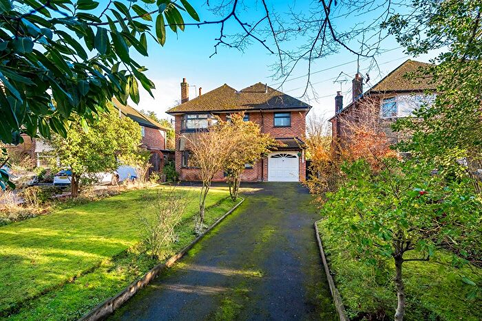 4 Bedroom Detached House For Sale In Brooklands Road, Sale, M33