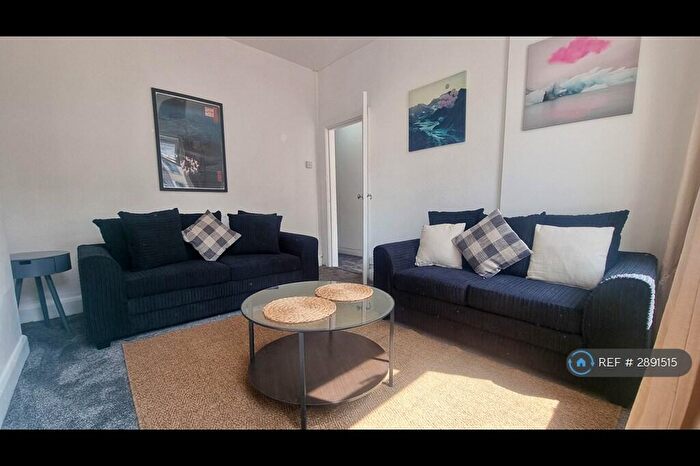 4 Bedroom Terraced House To Rent In Somerset St, Cardiff, CF11