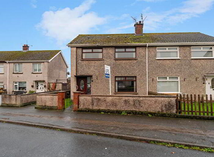 3 Bedroom Semi-Detached House For Sale In Park Avenue, Ballywalter, BT22