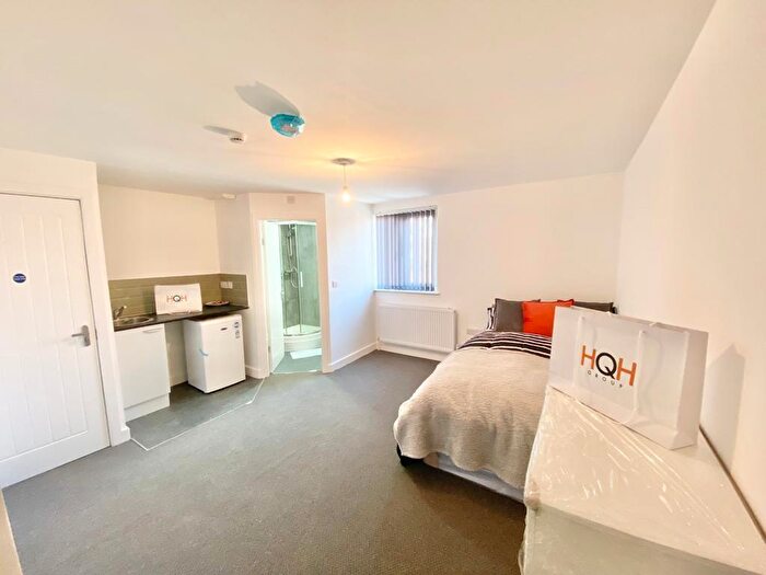 4 Bedroom Terraced House To Rent In Rookery Road, Birmingham, B29