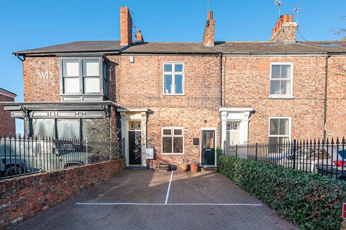 1 Bedroom Flat For Sale In Holgate Road, York, YO24