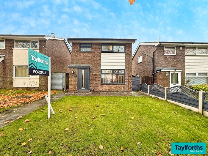 3 Bedroom Detached House For Sale In Tiverton Close, Fulwood, PR2