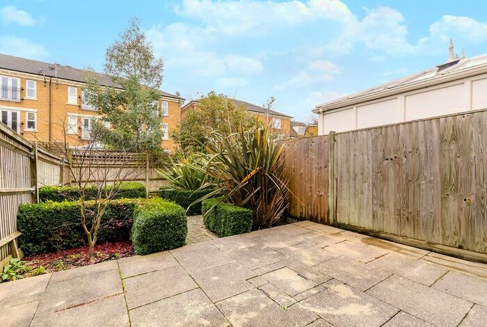 4 Bedroom Property To Rent In St Martins Lane, Park Langley, Beckenham, BR3