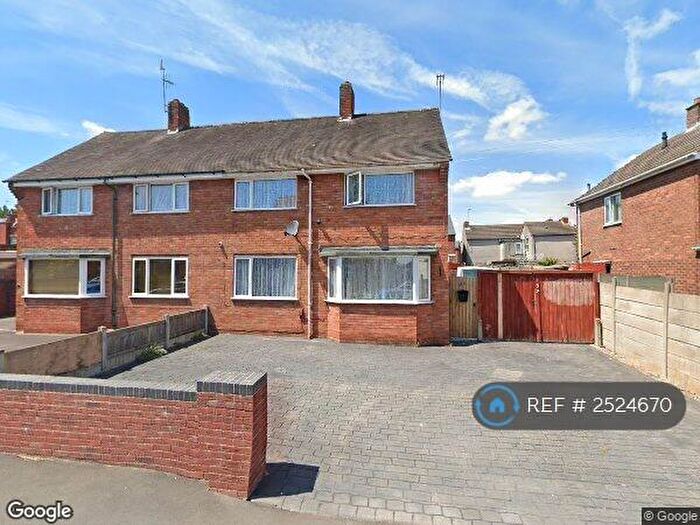 3 Bedroom Semi-Detached House To Rent In Maple Tree Lane, Halesowen, B63