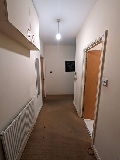 2 Bedroom Flat To Rent In Apartment, Sir Thomas Street, Liverpool, L1