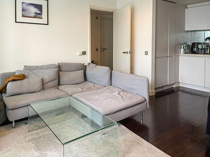 1 Bedroom Flat To Rent In Pan Peninsula Square, Isle Of Dogs, London, E14
