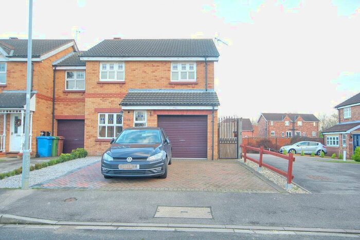 3 Bedroom House To Rent In Ropery Close, Beverley, HU17